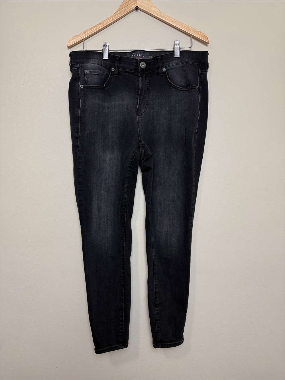 torrid Black sky high Skinny Jeans - size 14